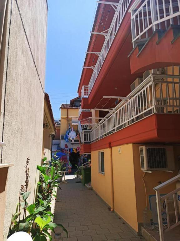Aparthotel House Kiriaki à Sarti Extérieur photo